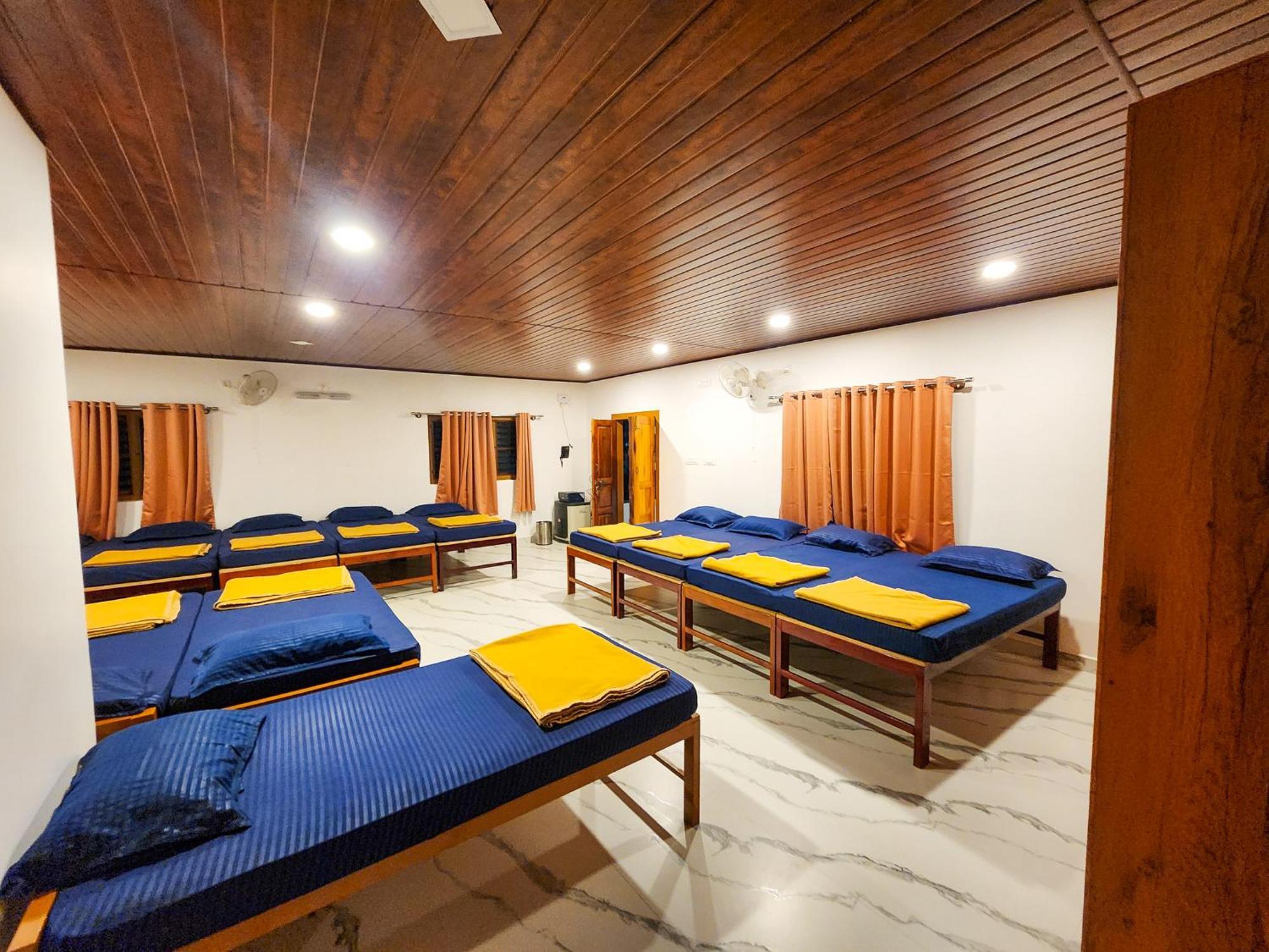 Celestial Heights Homestay Kurchi Exterior foto